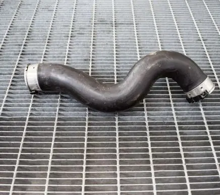 BMW 2 F22 F23 Intercooler hose/pipe 8513849