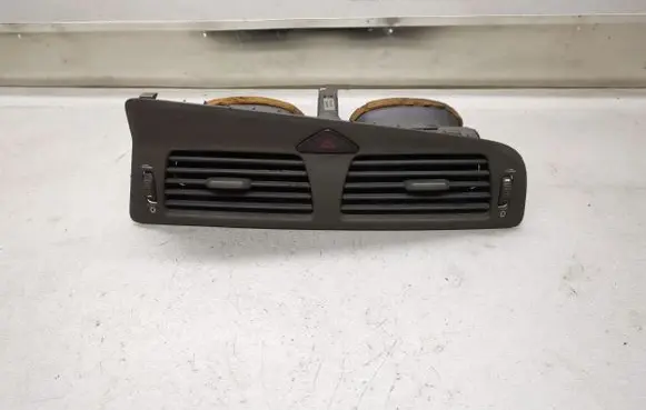 Volvo V70 Dash center air vent grill 3409374 9441045