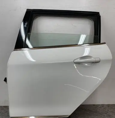 Peugeot 2008 I Rear door 