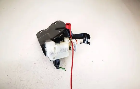 Mitsubishi Lancer X Central locking motor 1k5959782 1c0810773