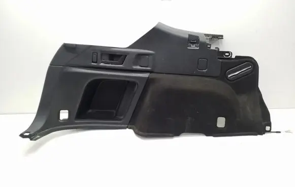Trunk/boot lower side trim panel