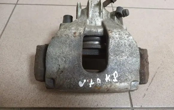 Volvo V70 Front brake caliper
