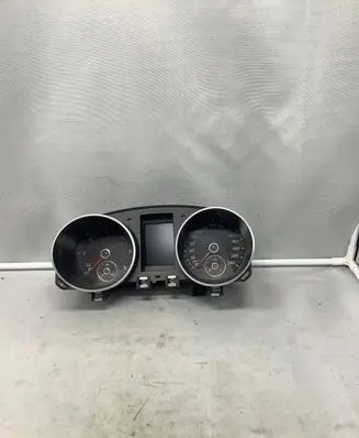 Volkswagen Golf VI Speedometer (instrument cluster) 5K0920860G