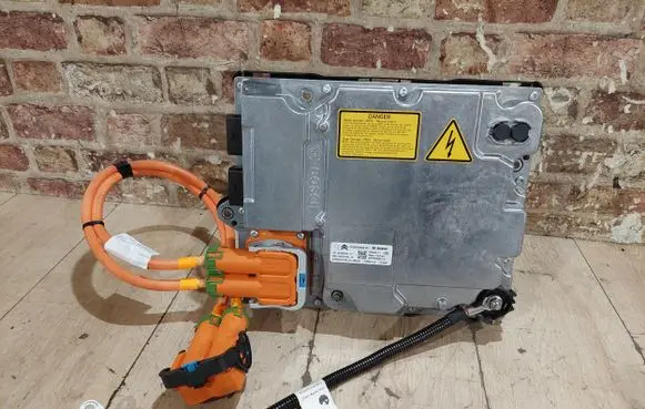Citroen DS5 Hybrid / electric car battery 