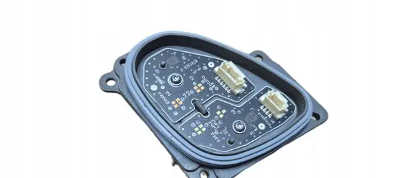 Toyota Corolla Cross Voltage converter/converter module 
