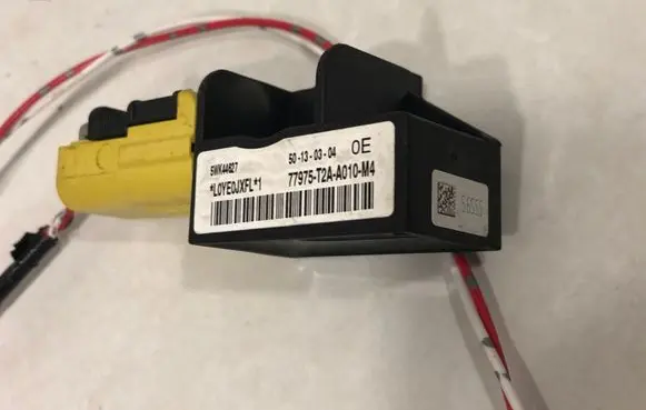Honda CR-V Airbag deployment crash/impact sensor 5WK44627 77975T2AA010M4
