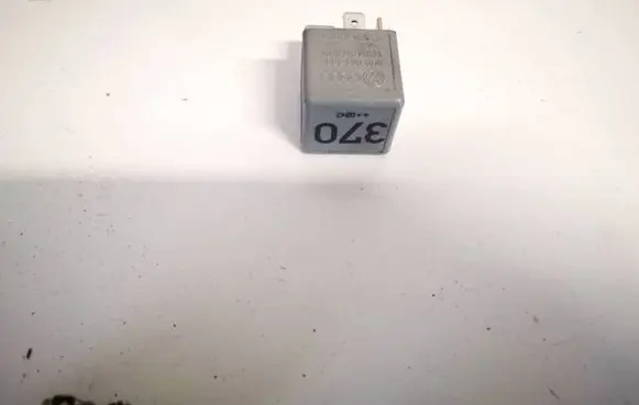 Audi A6 S6 C5 4B Other relay 8d0951253 v23134-j52-x300