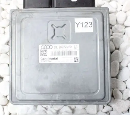 Audi A3 S3 A3 Sportback 8P Engine control unit/module 03L906023PP 03L906023KS 5WP42950AA