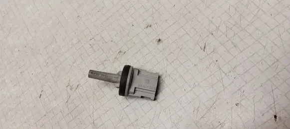 Audi A4 S4 B6 8E 8H Interior temperature sensor 1J0907543B