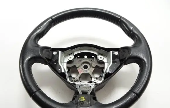 Nissan Juke I F15 Steering wheel