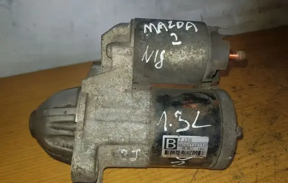 Mazda 2 Starter motor M000T32771