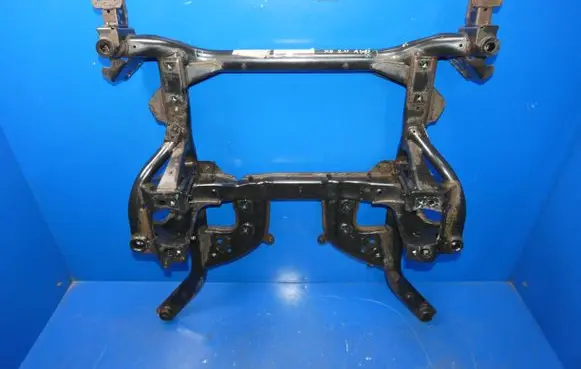 Jaguar XE Front subframe HX735C145AD