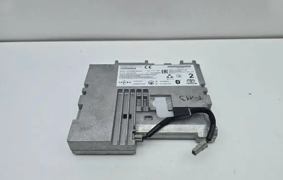 Toyota Auris E180 Bluetooth control unit module 202SMB033 TA2014207