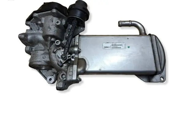 Volkswagen Transporter - Caravelle T5 EGR valve cooler MM112DM V29009968 XS2027