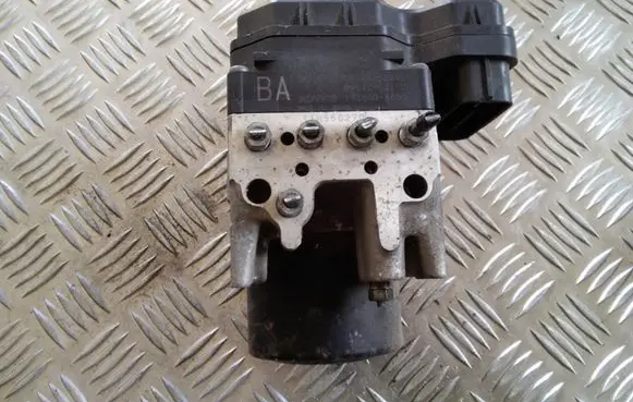 Lexus IS 220D-250-350 ABS Pump 4454053240 8954153110 11H550270