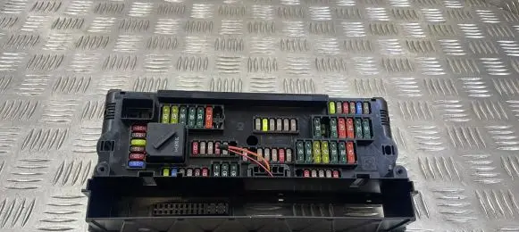 BMW 5 F10 F11 Fuse box set 925281501 9252815 317033442