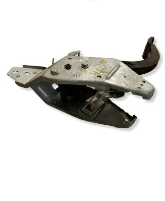 Opel Astra G Clutch pedal 90523098