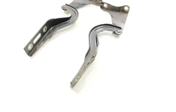 Honda CR-V Engine bonnet/hood hinges
