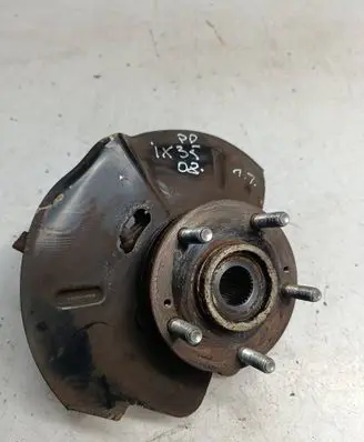 Hyundai ix35 Front wheel hub spindle knuckle 2Y510