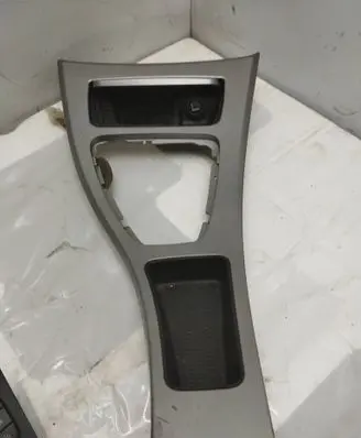 BMW 3 E90 E91 Center console 52850610 7118034