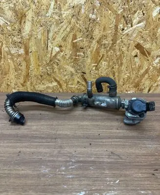 Ford Focus EGR valve cooler 3M5Q9F464BB