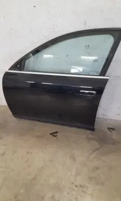 Audi A6 S6 C6 4F Front door