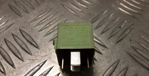 BMW 5 F10 F11 Other relay 8373700