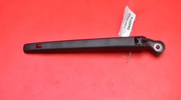 Skoda Fabia Mk1 (6Y) Rear wiper blade arm