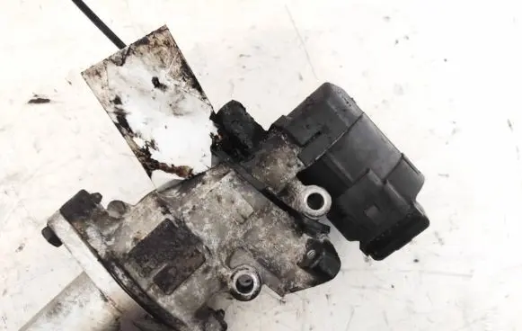 Volvo V70 EGR valve 9656512380 2537574