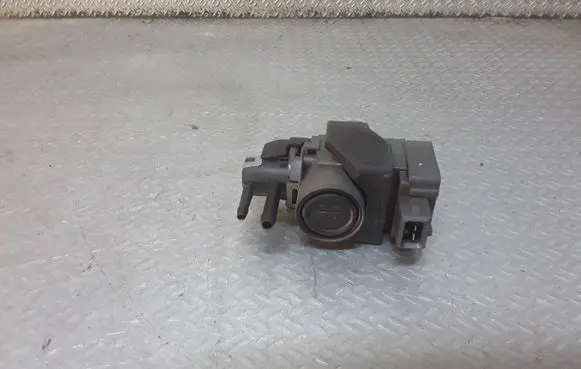 Renault Megane III Turbo solenoid valve 149568021R
