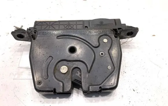 BMW 5 F10 F11 Tailgate exterior lock 7191212
