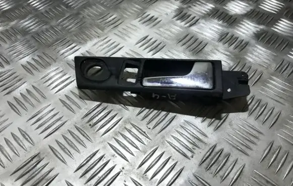 Audi A6 S6 C4 4A Front door interior handle 4a0839020a
