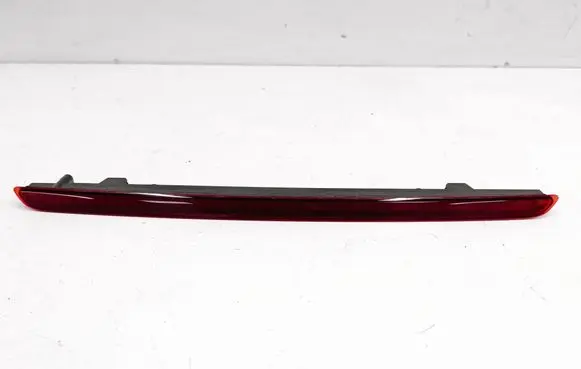 Porsche Cayenne (92A) Third/center stoplight 7P5945097A