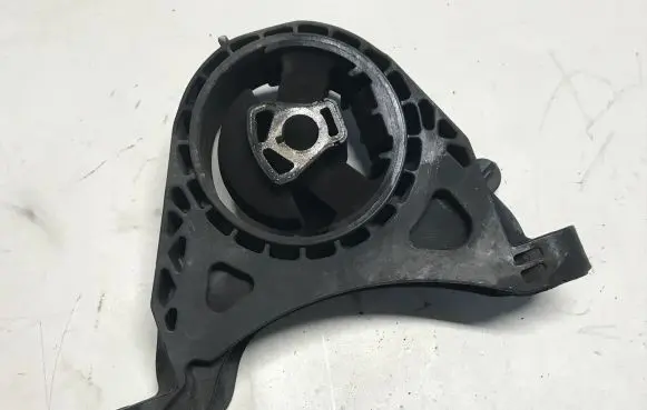 Opel Zafira C Gearbox mount 13248575