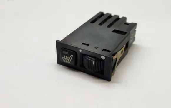 BMW 7 E38 Seat heating switch 8352259