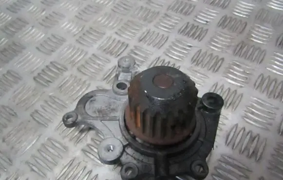KIA Cerato Water pump