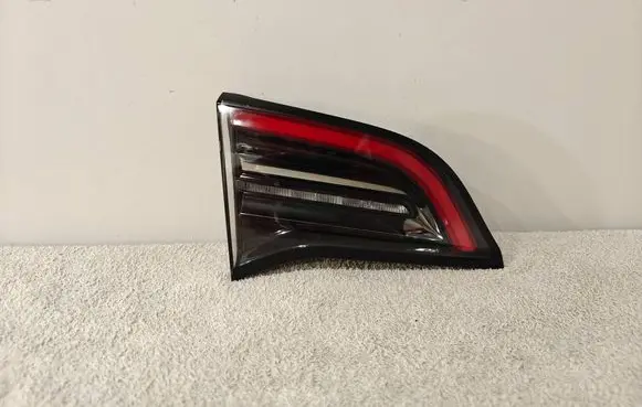 Tesla Model 3 Tailgate rear/tail lights 150208800B
