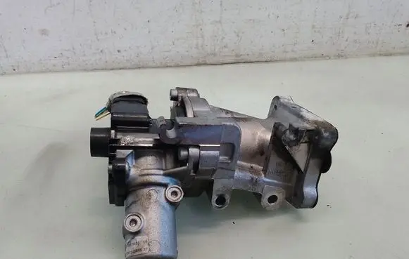 Citroen C5 EGR valve cooler 7087203065 70057805