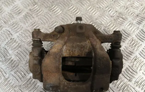 Toyota Auris 150 Front brake caliper 4773002360 4772109360