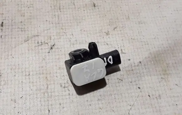 Mercedes-Benz GLA W156 Airbag deployment crash/impact sensor A1668210151