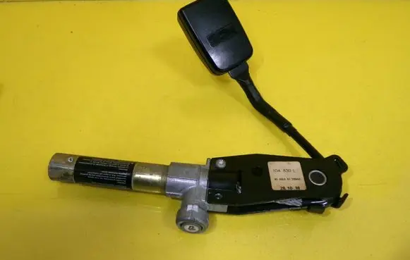 Ford Fiesta Front seatbelt buckle 95ABA61209AB