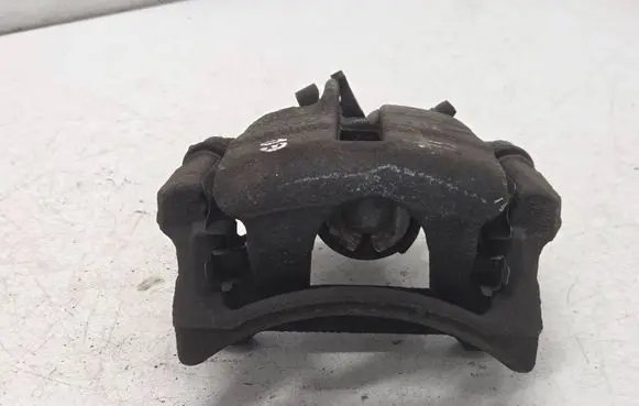 Volkswagen Transporter - Caravelle T5 Rear brake caliper 