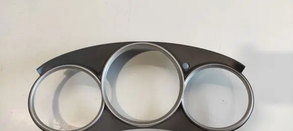 Dashboard trim