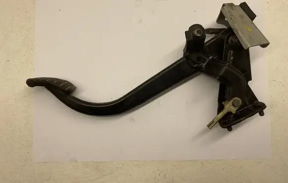 Renault Trafic II (X83) Clutch pedal 
