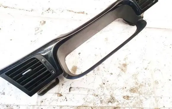Honda FR-V Dash center air vent grill