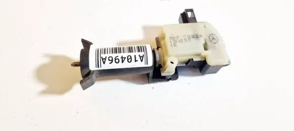 Mercedes-Benz B W245 Central locking motor a2038201997