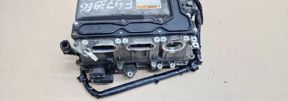 Toyota Auris E180 Voltage converter inverter G920047190
