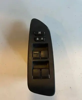 Toyota Auris 150 Electric window control switch 723202550