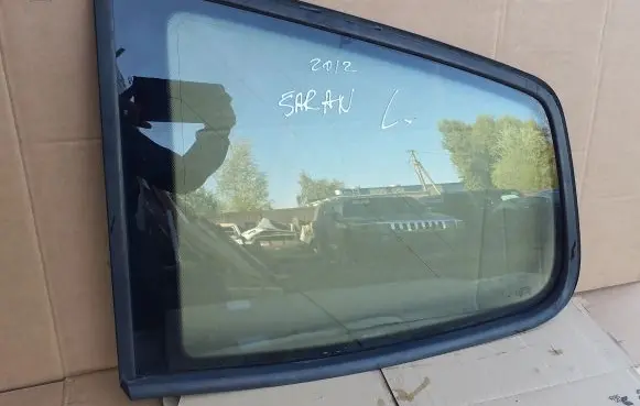 Volkswagen Sharan Rear side window