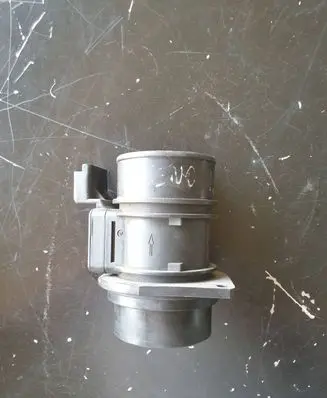 Renault Laguna II Mass air flow meter 7700314057 11134282 5WK9609